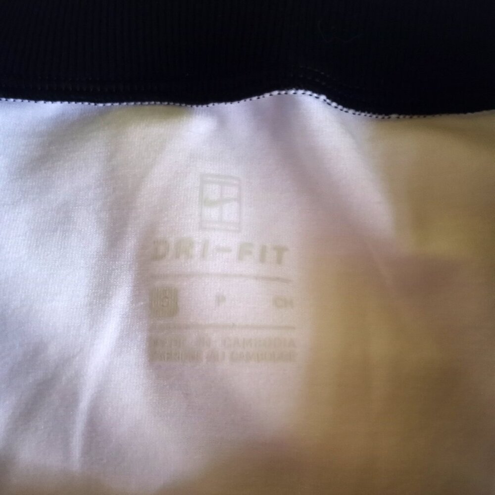 Nike tank top with mesh overshirt NWOT - Picture 12 of 12